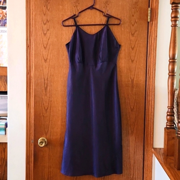 Vintage beautiful Misses Size 36/37 middi slip in deep navy blue - Picture 2 of 7